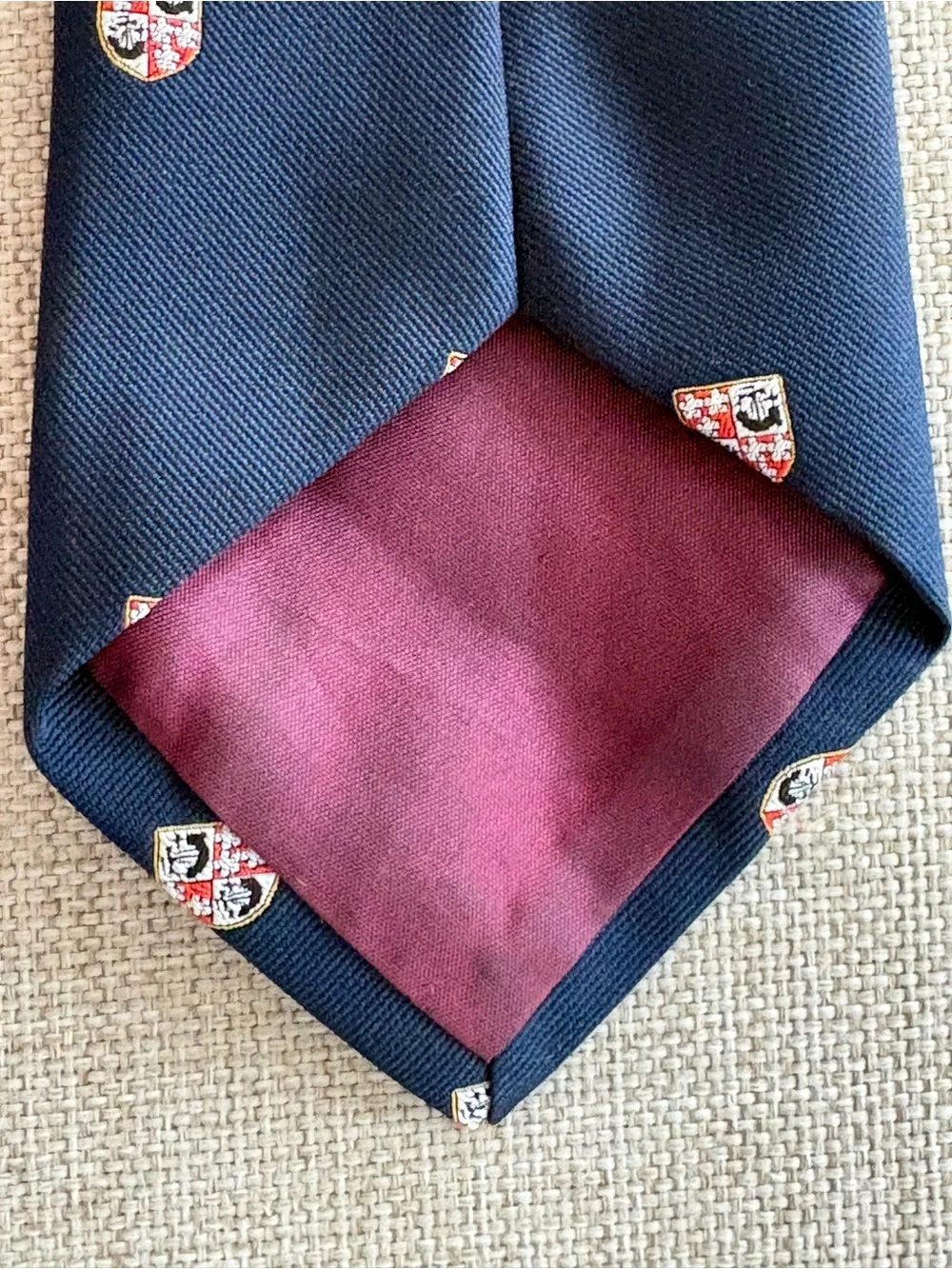 Vintage Malden Browns of Bermuda Navy Crest Club Tie Made in Britain 4” Wide